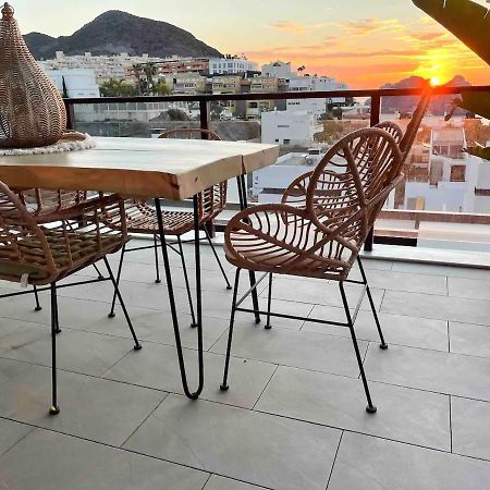 Luxury Designer Apartment - Unbeatable Sea Views Агілас Екстер'єр фото