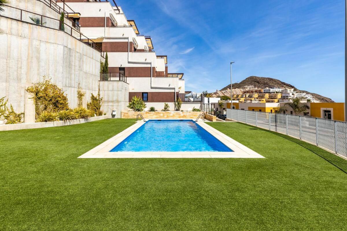 Luxury Designer Apartment - Unbeatable Sea Views Агілас Екстер'єр фото